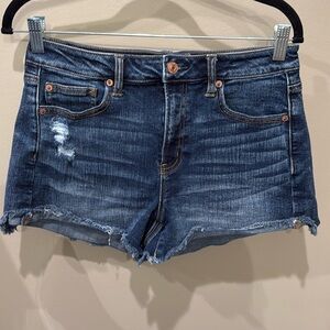 American Eagle Hi-Rise Festival MIDI denim shorts.